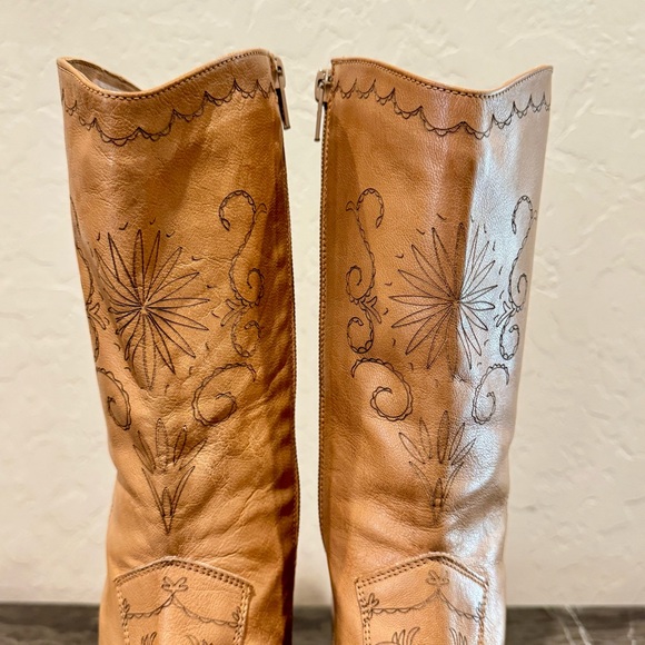Vintage Colin Stuart Floral Embossed Leather Western Boots - Picture 7 of 15